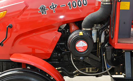 AG庄闲-1000型拖拉机